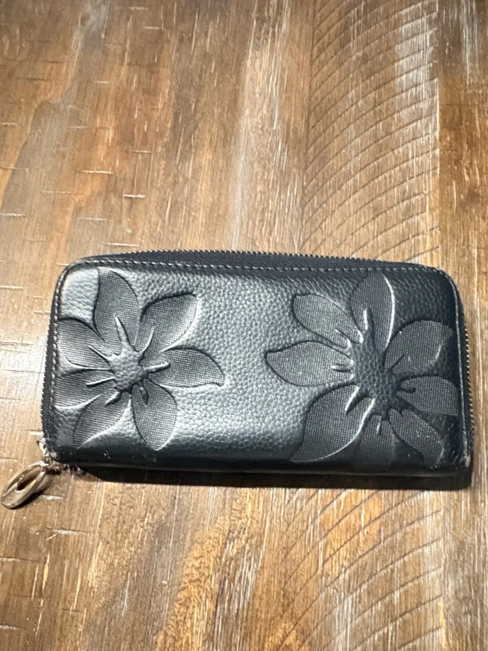 Wallet - Picture 1 of 3